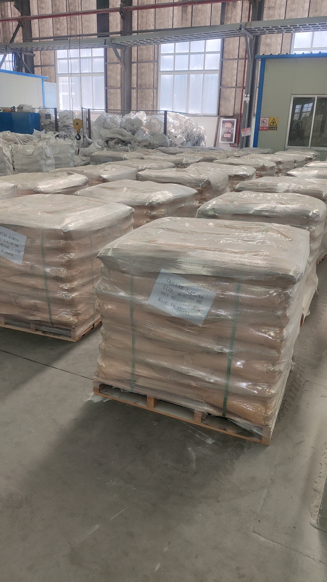 Xuất khẩu 20 tấn alumina dạng bảng 0-0,2mm sang Iran Uncategorized -1-